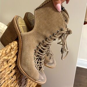 Dolce Vita Taupe Lace-Up Peep-Toe Boots, 7.5